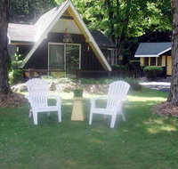 Amber Lantern Two-Bedroom Cottage - Accommodation Indiana
