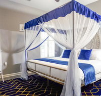 Amenity Rich Downtown Memphis Home with Garage Stocked Kitchen King Bed - Accommodation Indiana