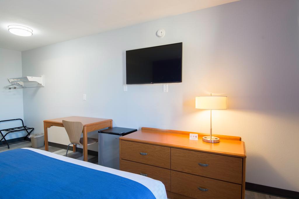 Americas Best Value Inn East Peoria - thumb 2
