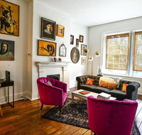 Apartment C  Art-filled, One-Bedroom in Historic Savannah Apt C - Accommodation Indiana