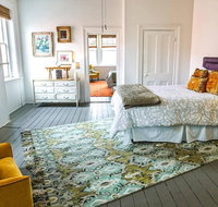 Apartment E  Monterey Sq Penthouse Apt in 19th C Building Apt E - Accommodation Indiana