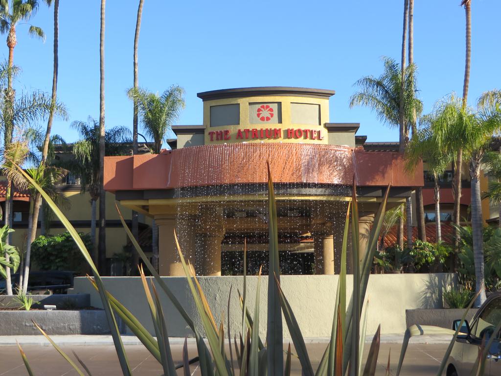 Atrium Hotel Orange County - thumb 0