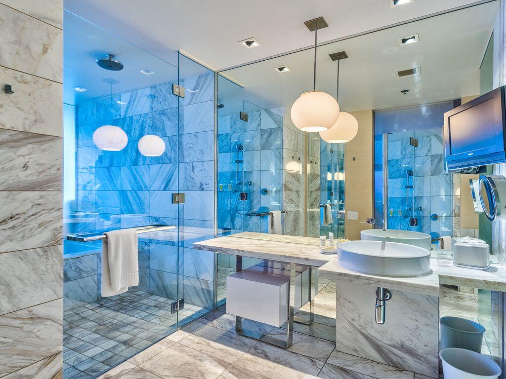 Beautiful High Rise Condo-307 - thumb 2