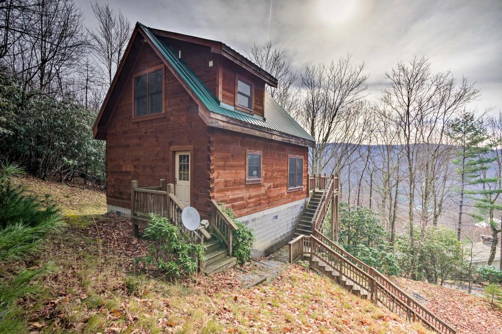 Beech Mountain Cabin W/ 180Â° Views - Near Hiking! - thumb 2
