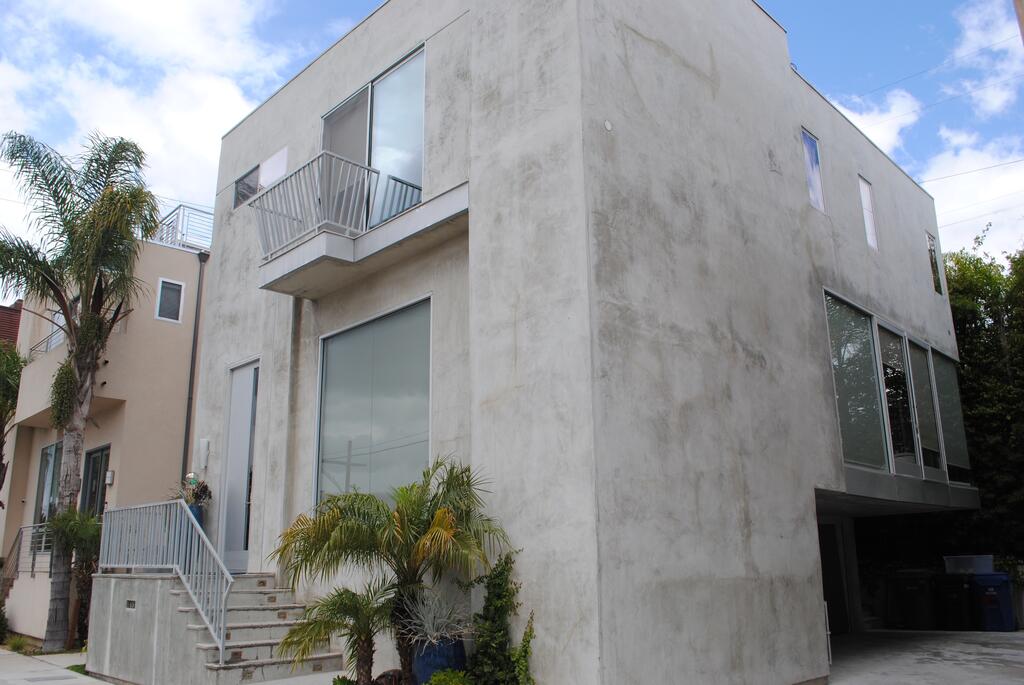 Best Venice Beach Location 3 BD - thumb 3