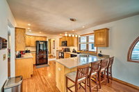 Big Green Getaway with Lake Views and Large Deck Accommodation Indiana