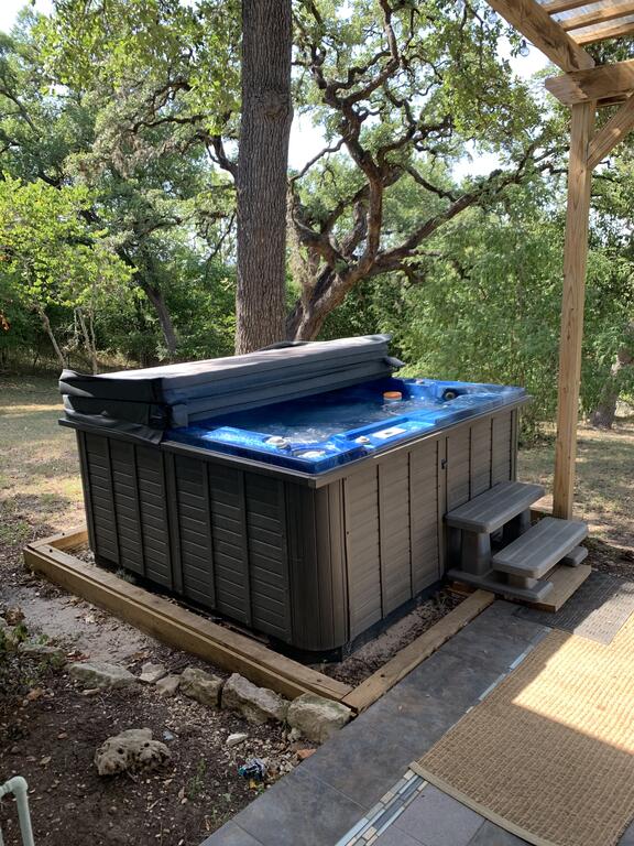 Bootleggers Tavern - thumb 1