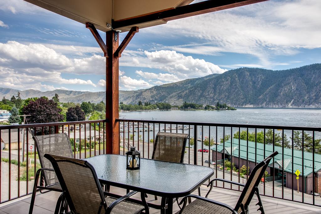 Bright Manson Condo With Pool And Lake Chelan Views! - thumb 0