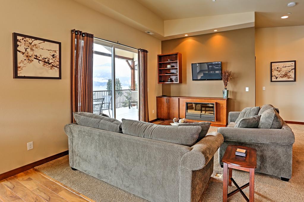 Bright Manson Condo With Pool And Lake Chelan Views! - thumb 3
