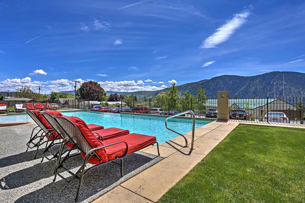 Bright Manson Condo With Pool And Lake Chelan Views! - thumb 1