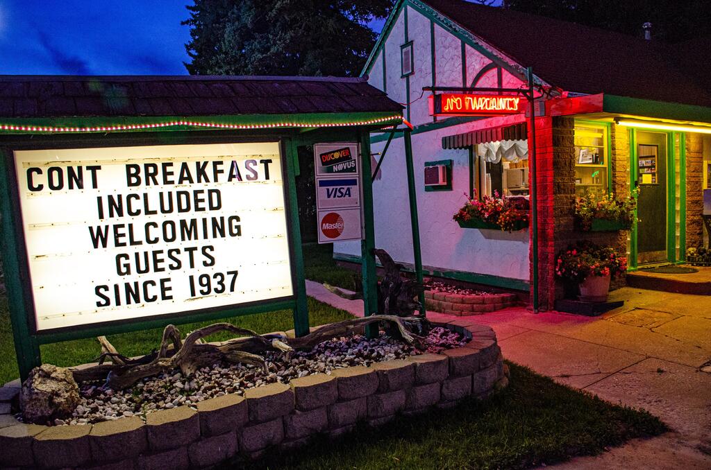 Chalet Motel - thumb 3