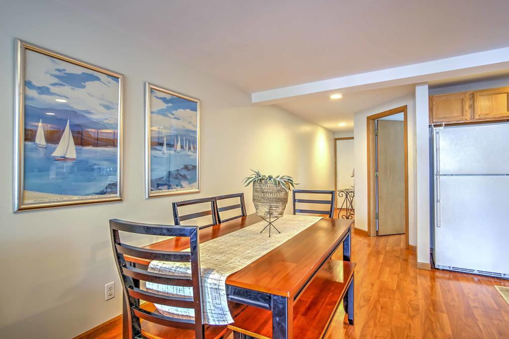 Charming Grand Haven Apt With View - Walk Everywhere! - thumb 3