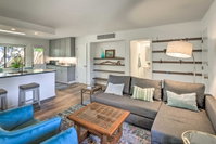 Charming Hill-View Bungalow Near Dtwn Carmel Accommodation Indiana