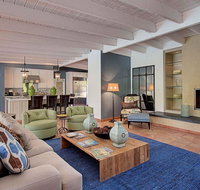 Club 1070 - Accommodation Indiana