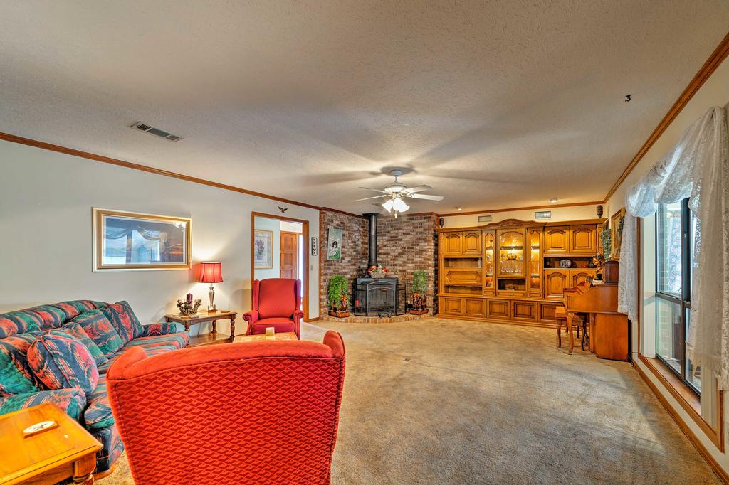 Columbus House With Pool And Balcony, 4 Mi To Downtown - thumb 2