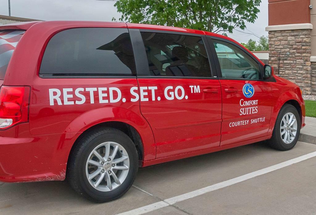 Comfort Suites Manhattan - thumb 1