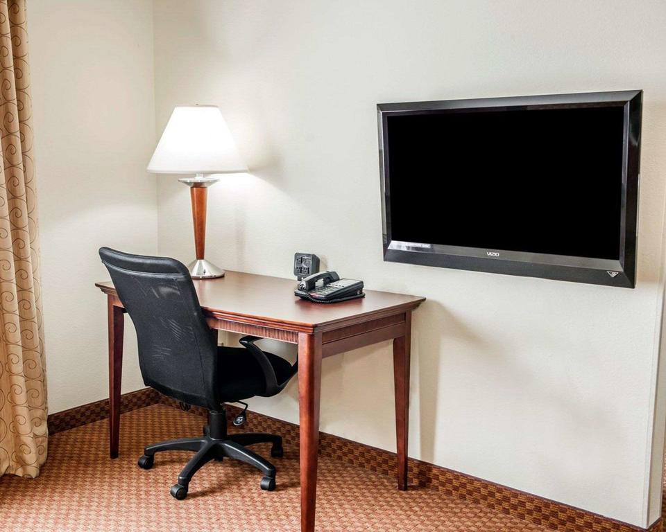 Comfort Suites Near Indianapolis Airport - thumb 3