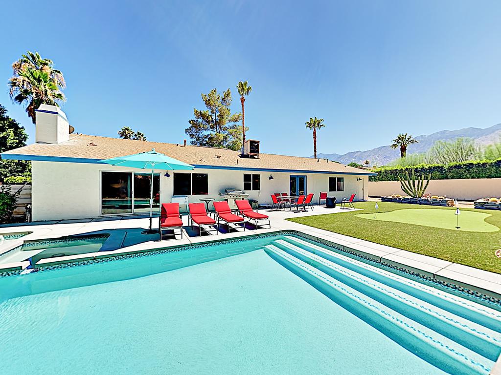 Contemporary Home Home - thumb 0