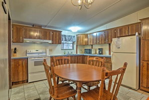 Cozy Derby Cottage On Ohio River - Hot Tub!
