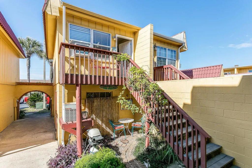 Cozy-Chic Pensacola Beach Guesthouse By Gulf Life - thumb 0