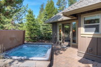 Dancing Rock Loop by Village Properties at Sunriver Accommodation Indiana