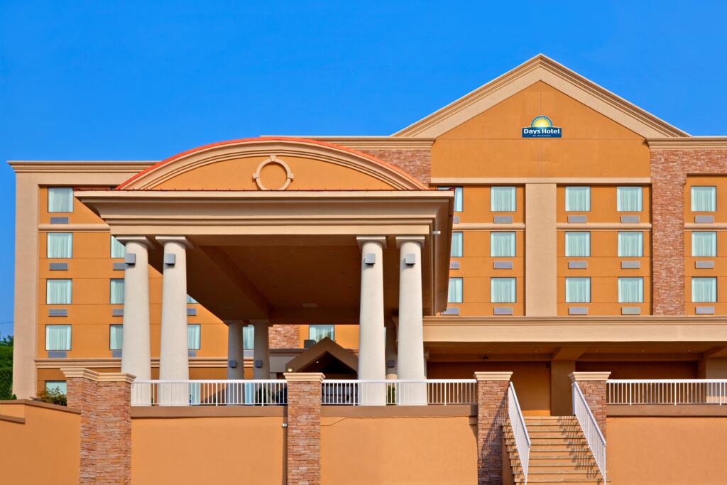 Days By Wyndham North Bergen - thumb 1