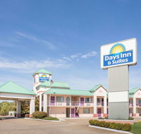 Days Inn & Suites by Wyndham Bentonville - Accommodation Indiana
