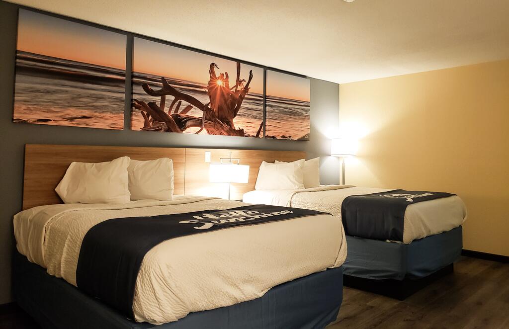 Days Inn & Suites By Wyndham Merrillville - thumb 3