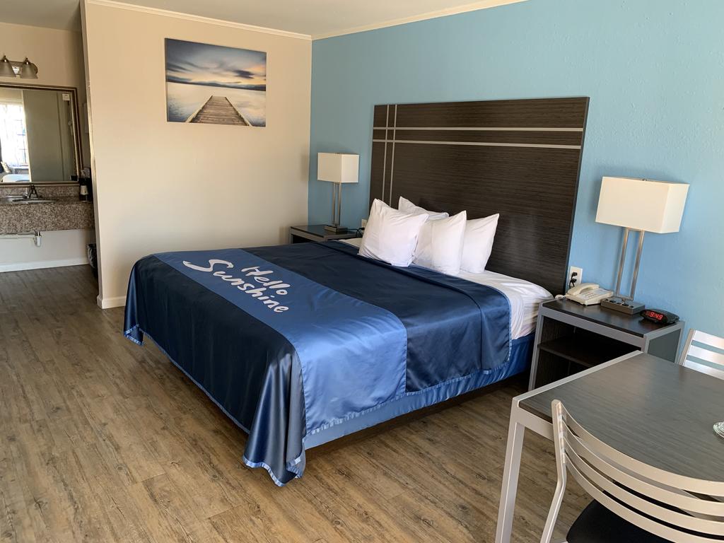 Days Inn By Wyndham Orange - thumb 1