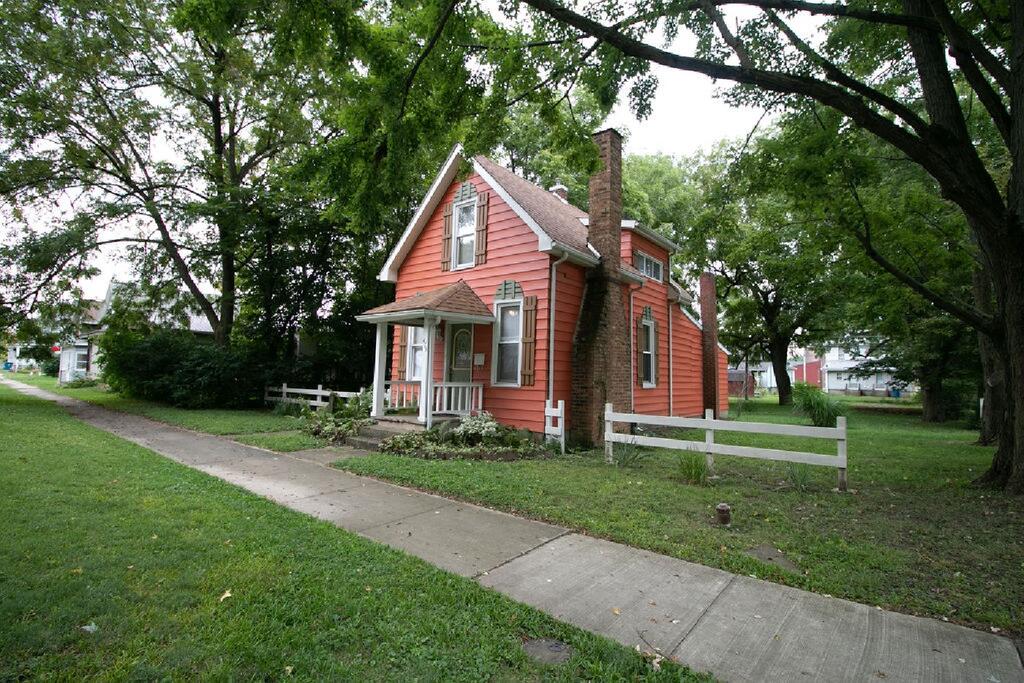 Downtown Cottage Near Honeywell,shopping, Sleeps 6 - thumb 1