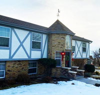 ENCHANTING ENGLISH TUDOR - Accommodation Indiana