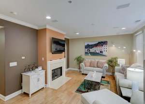 Euro-Indy Terrace Retreat