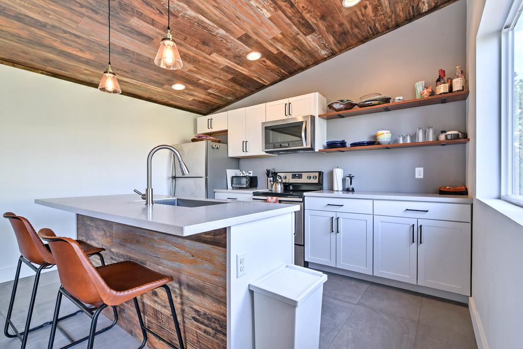 Exceptional Fairplay Getaway With Deck & Valley View! - thumb 1