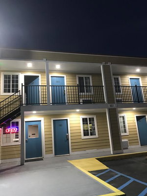 Executive Inn