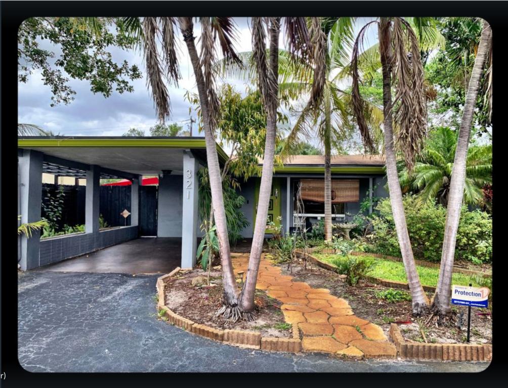 Florida Getaway - thumb 0