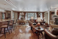 Gorgeous Corner 3Br- Ski In/Out Access And 3 Decks Condo Accommodation Indiana