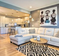 Grand Haven Condo with Pool Access Walk to Lake - Accommodation Indiana