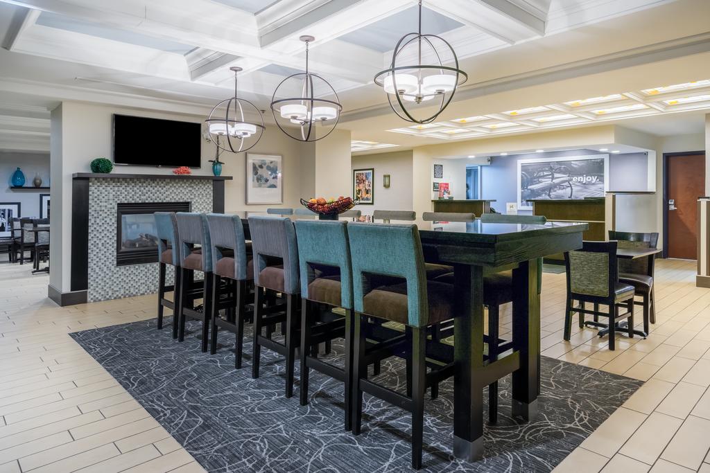 Hampton Inn Plymouth Meeting - thumb 1