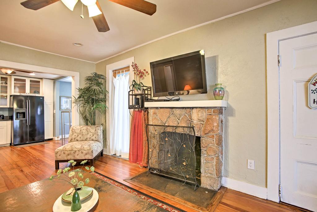 Historic Cottage 1 Mi From Lake Worth Beach Park! - thumb 3