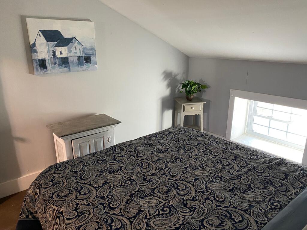 Historic McDonald Airbnb - thumb 1