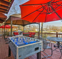 Home with Deck, and Dock on Lake of the Ozarks! - Accommodation Indiana