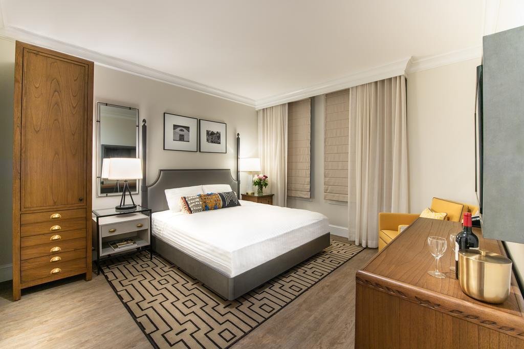 Hotel E - thumb 2
