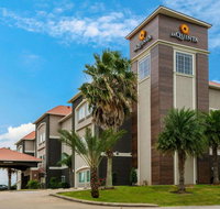 La Quinta by Wyndham Alvin - Accommodation Indiana