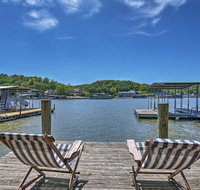 Lake of the Ozarks Home with Game Room, BBQ and Dock! - Accommodation Indiana
