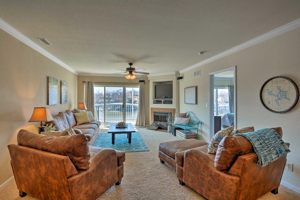 Lakefront Osage Beach Condo With Pool And Water Views! - thumb 1
