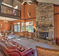 Lakefront Retreat with Boats Less Than 9 Mi to Camelback Mtn - Accommodation Indiana