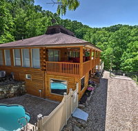 Lakefront Sunrise Beach Home - Near Margaritaville - Accommodation Indiana