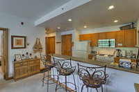 Lavish Condo with Grill 3 Mi to Beaver Creek Resort Accommodation Indiana