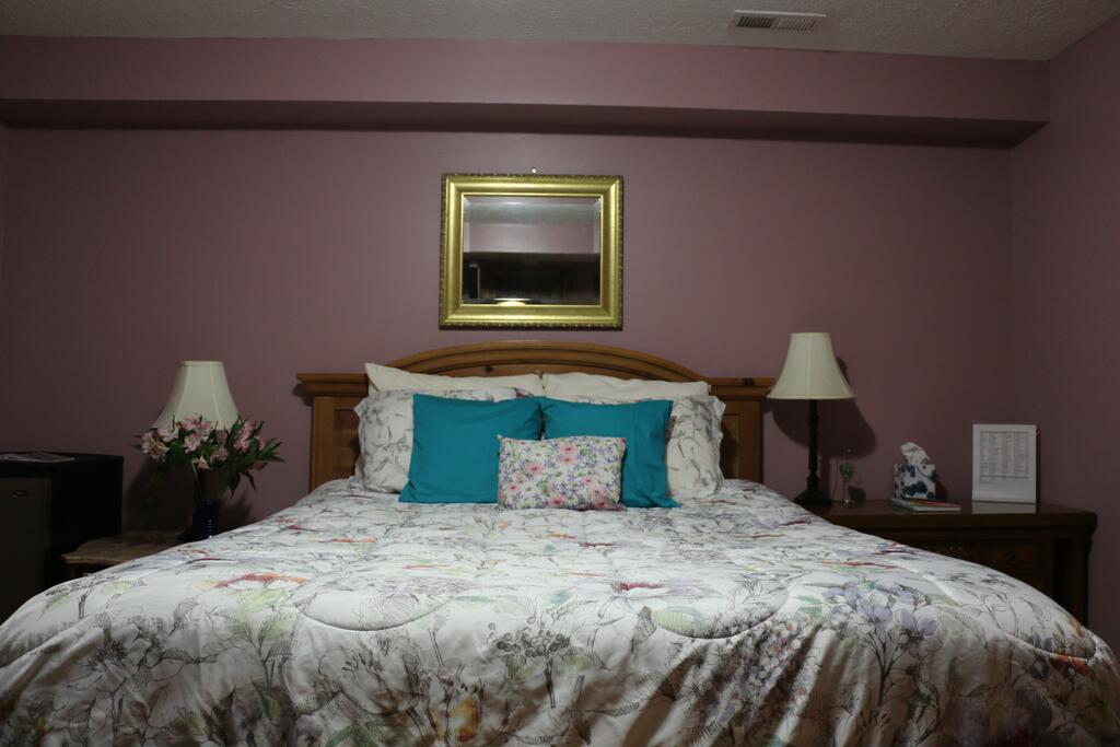 Lil Black Bear Inn - thumb 3