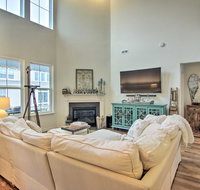 Luxe Townhome with Patio Bus to Bethany Beach - Accommodation Indiana